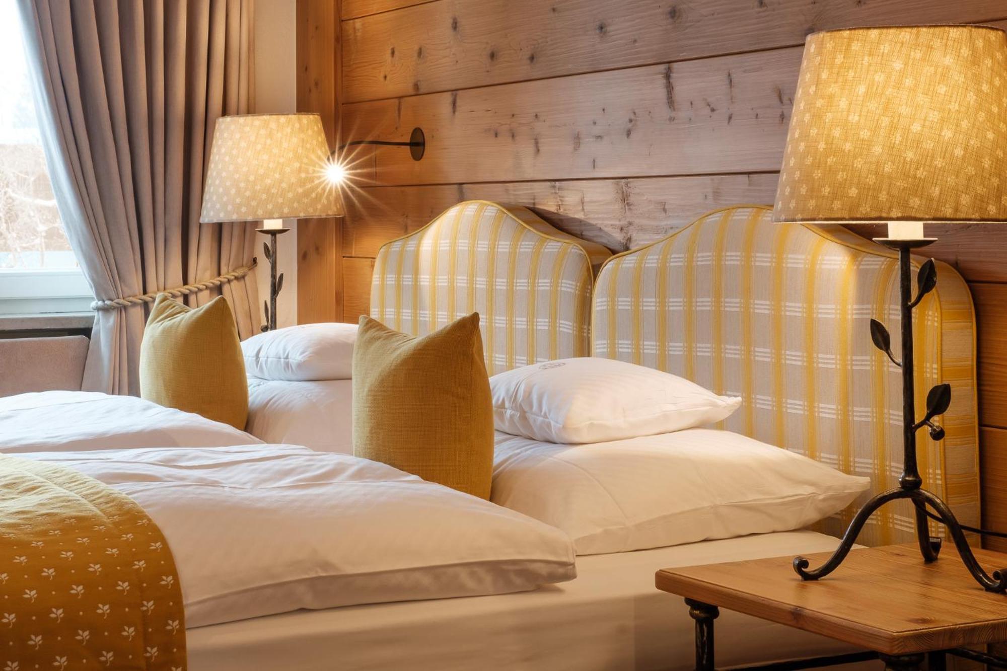Sonnenalp Resort أوفتيرشفانغ المظهر الخارجي الصورة