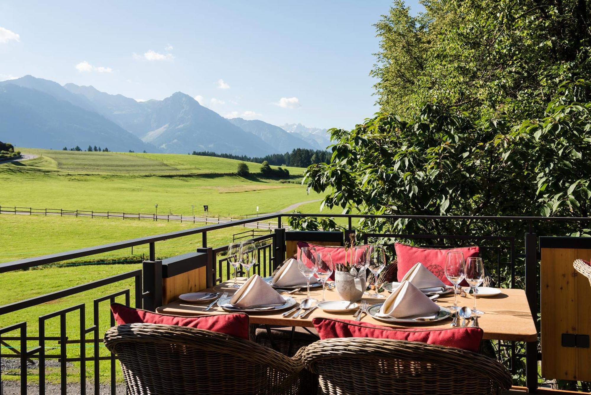 Sonnenalp Resort أوفتيرشفانغ المظهر الخارجي الصورة