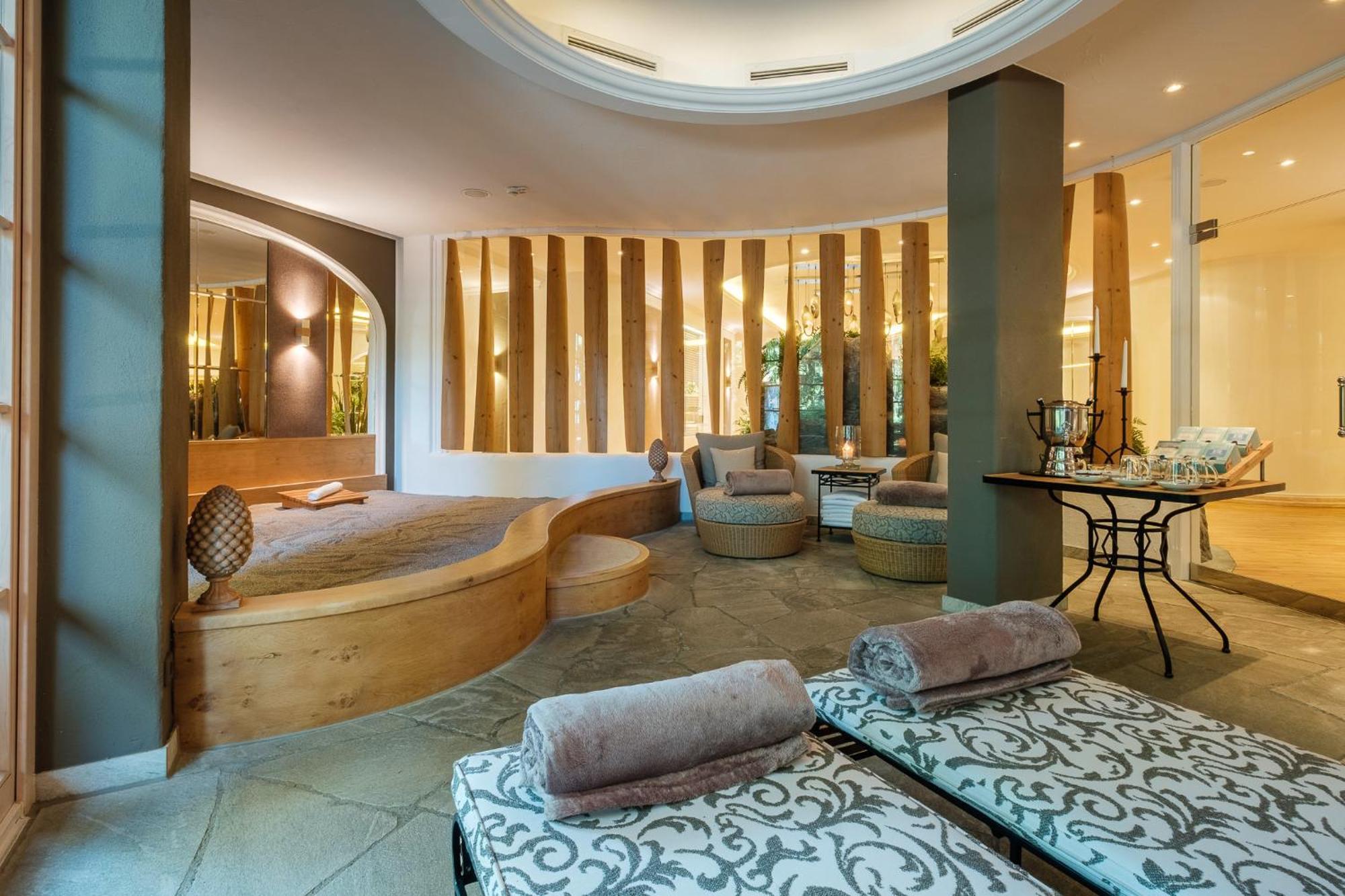 Sonnenalp Resort أوفتيرشفانغ المظهر الخارجي الصورة