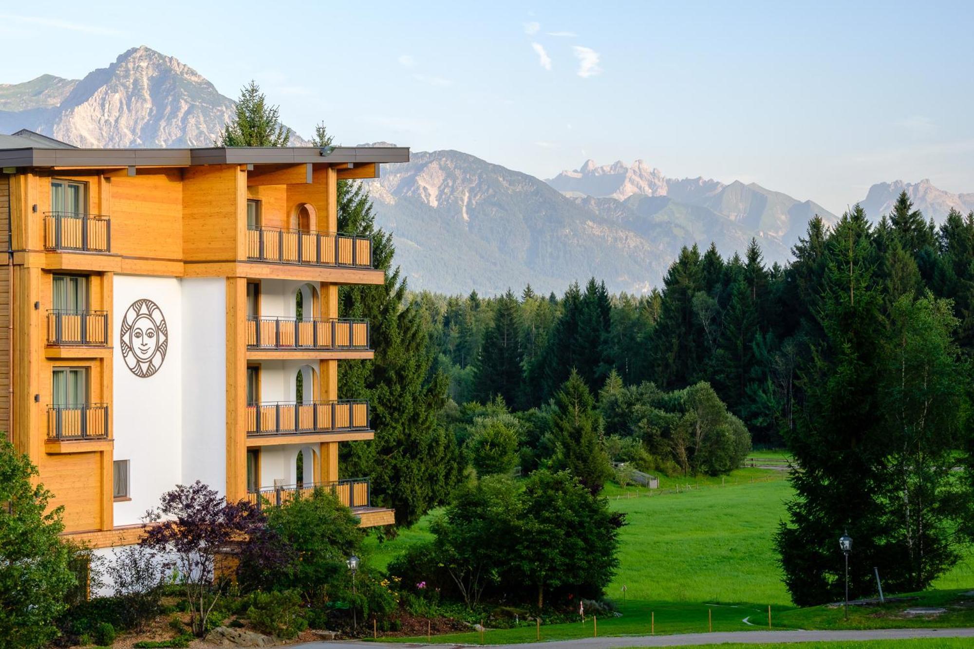 Sonnenalp Resort أوفتيرشفانغ المظهر الخارجي الصورة